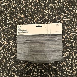 Nike Therma-FIT Heather Gray Neck Warmer